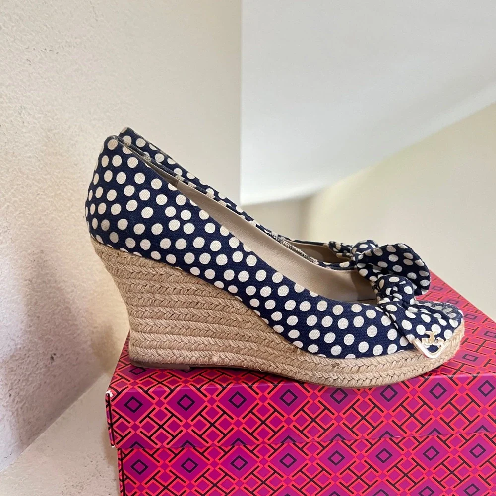 Tory Burch Dory‎ Navy/White Polka Dot Peep Toe Espadrille Wedge Sandals Size 10